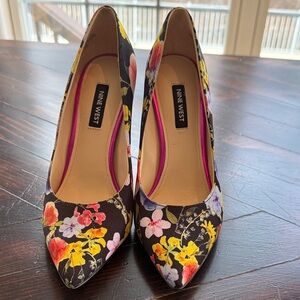Nine West Floral Heels (Black)